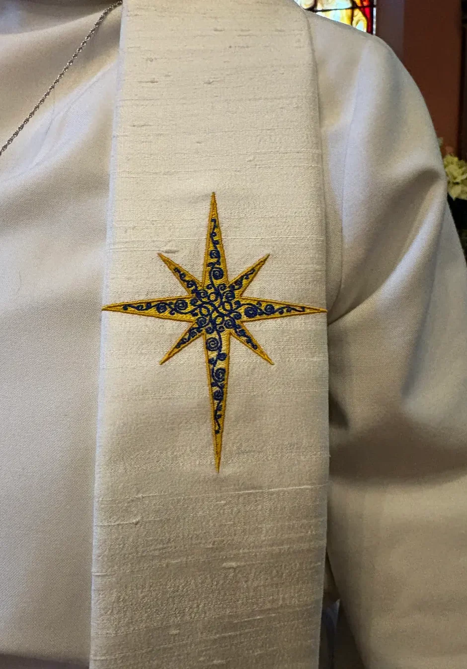 gold embroidery on silk dupioni stole detail